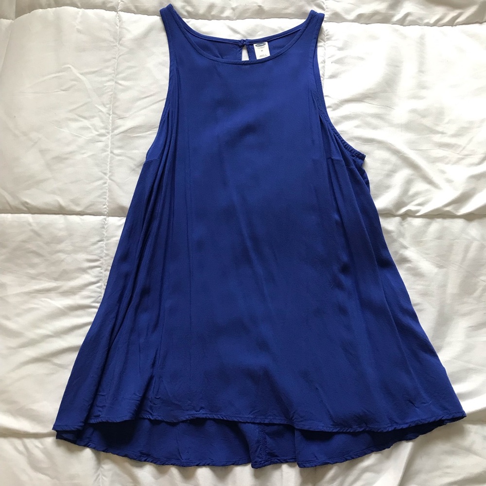 Women’s sleeveless swing blouse